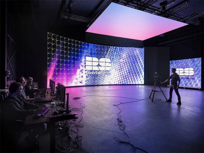 呼倫貝爾ReadySet Studios | 雷迪奧為荷蘭虛擬拍攝打造全新舞臺